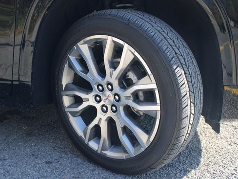 New 2026 GMC Acadia Denali w/ Super Cruise Package image 35