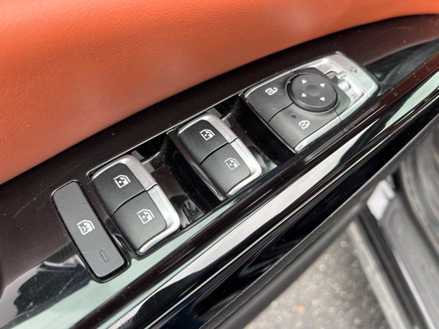 Certified 2024 Kia Carnival SX Prestige FWD image 32