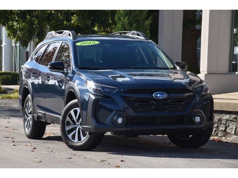 Certified 2025 Subaru Outback Premium image 1