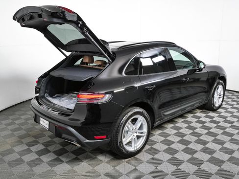 New 2026 Porsche Macan AWD/4WD image 31
