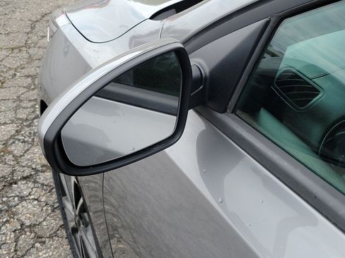 Used 2023 Kia Forte LXS FWD image 10