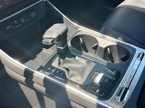 Certified 2026 Kia Carnival SX Prestige FWD image 20
