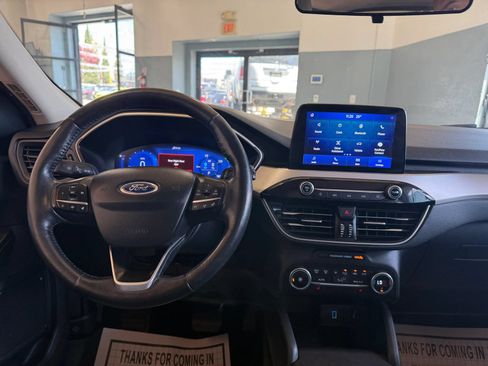Used 2020 Ford Escape SE Sport FWD image 13