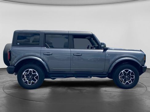 Used 2023 Ford Bronco Outer Banks AWD/4WD image 8