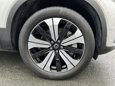 Used 2023 Volvo XC40 Recharge Plus image 62