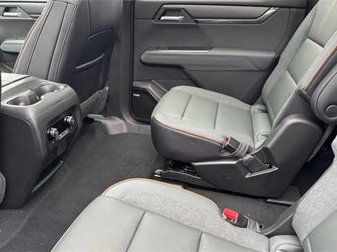 New 2026 GMC Acadia AT4 w/ Super Cruise Package image 13