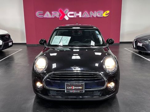 Used 2016 MINI Cooper 2-Door Hardtop image 10