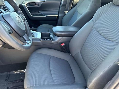 Used 2024 Toyota RAV4 LE image 20