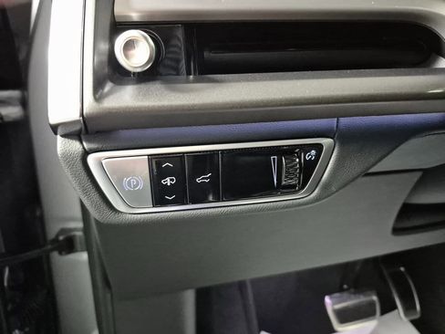 New 2026 Cadillac Vistiq Platinum w/ LPO, Floor Liner Package image 20