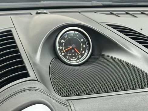 Used 2013 Porsche Cayenne Turbo image 25