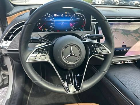 Used 2026 Mercedes-Benz E 350 4MATIC Sedan image 18