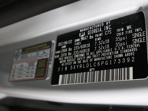 Used 2023 Kia Sorento S w/ Panoramic Sunroof Package image 48