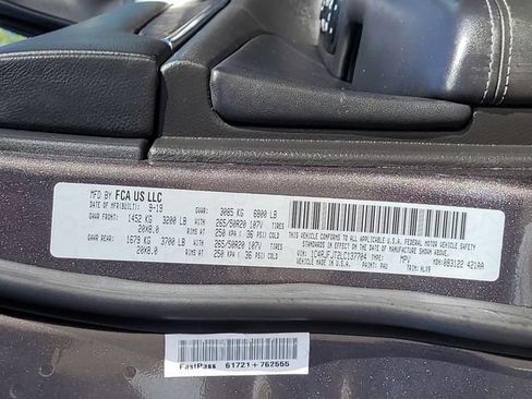 Used 2020 Jeep Grand Cherokee Summit AWD/4WD image 16