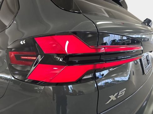 New 2026 BMW X5 xDrive50e AWD/4WD image 22