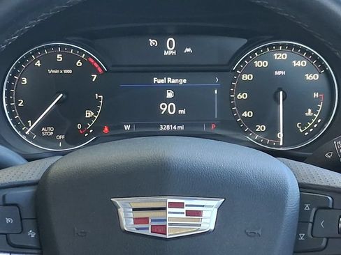 Used 2023 Cadillac XT4 Sport w/ Enhanced Visibility Package FWD image 13