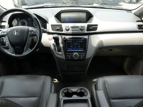 Used 2015 Honda Odyssey Touring Elite image 7