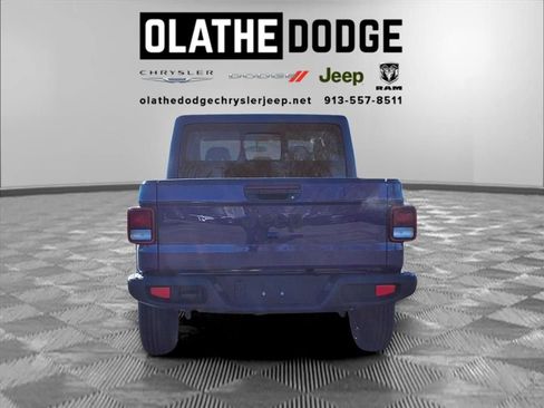 New 2026 Jeep Gladiator Sport image 21