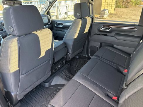 New 2026 GMC Sierra 2500 SLE w/ SLE Value Package; image 16