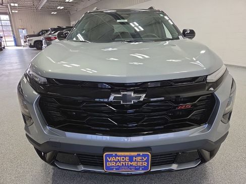 New 2026 Chevrolet Equinox RS image 2