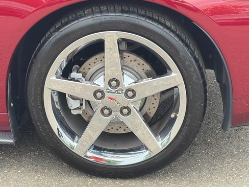 Used 2007 Chevrolet Corvette Convertible w/ Preferred Equipment Group RWD image 23