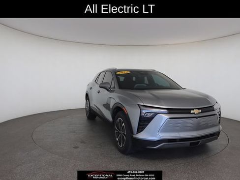 Used 2024 Chevrolet Blazer EV LT AWD/4WD image 29