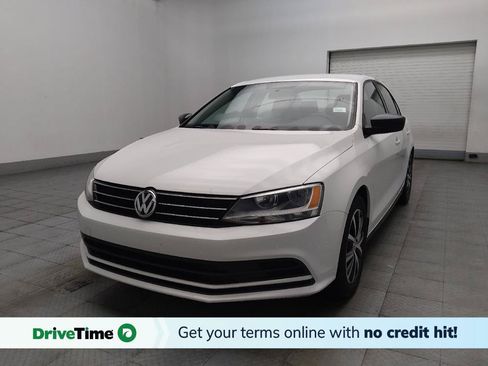 Used 2016 Volkswagen Jetta SE FWD image 1