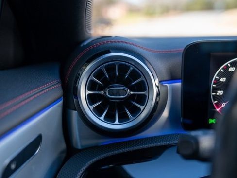 Used 2024 Mercedes-Benz CLA 250 image 25