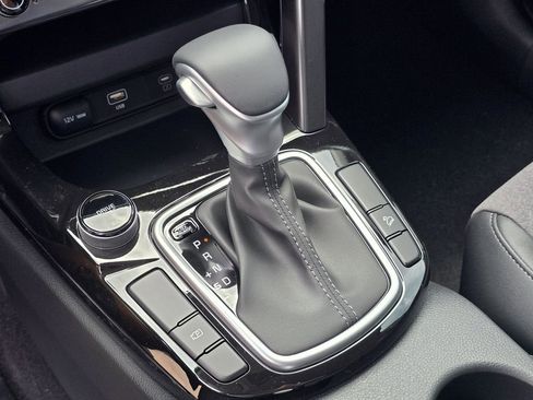 New 2026 Kia Seltos S FWD image 25