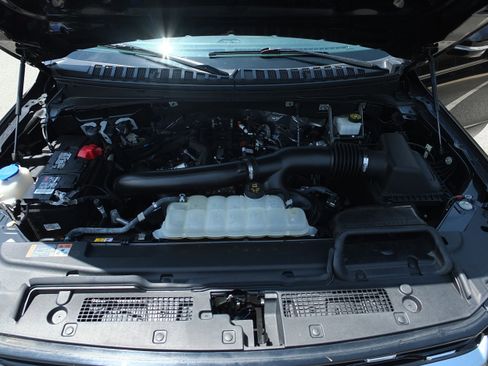 Used 2024 Ford Expedition Limited RWD image 11