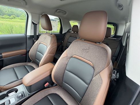 New 2026 Ford Bronco Sport Outer Banks w/ Outer Banks Tech Package+ AWD/4WD image 31