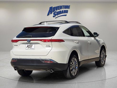 Used 2021 Toyota Venza XLE AWD/4WD image 6