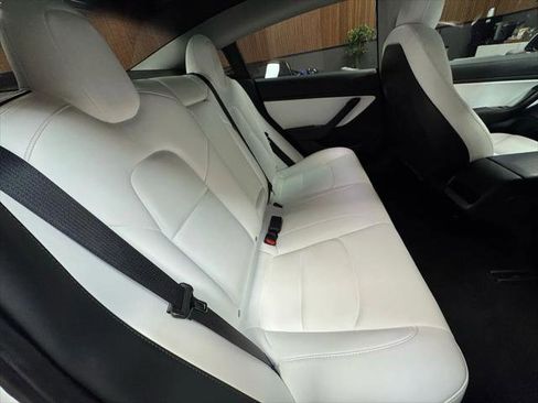 Used 2020 Tesla Model 3 Standard Range Plus image 13