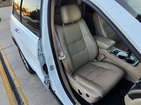 Used 2015 Jeep Grand Cherokee Limited AWD/4WD image 13