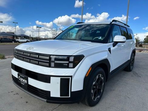 Used 2026 Hyundai Santa Fe SEL w/ Tow & Go Package image 3