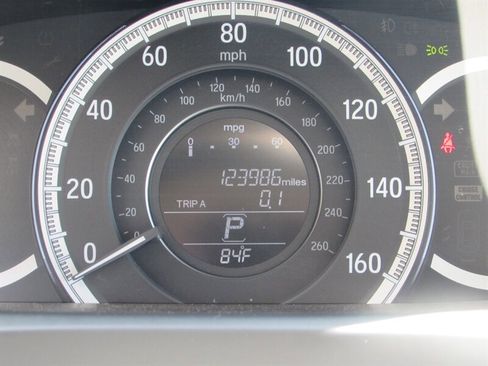 Used 2016 Honda Accord LX image 18