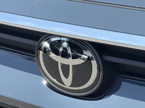Certified 2025 Toyota Grand Highlander FWD image 5