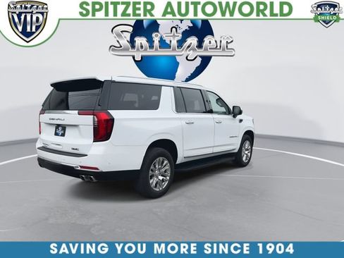 Used 2025 GMC Yukon XL Denali AWD/4WD image 9
