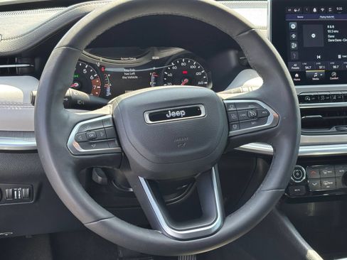 Used 2025 Jeep Compass Limited AWD/4WD image 29