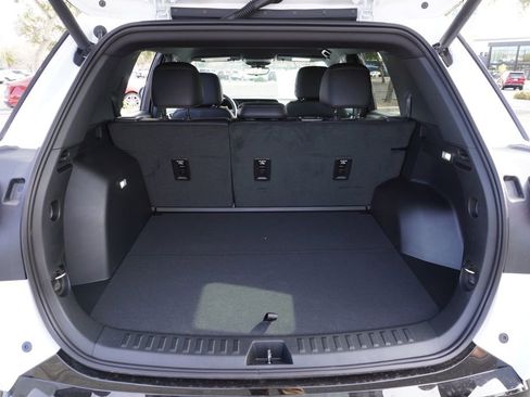 New 2026 GMC Terrain AT4 w/ Technology Package II image 8