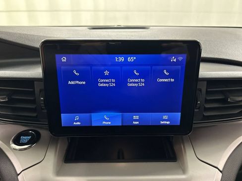 Used 2024 Ford Explorer XLT w/ Class IV Trailer Tow Package AWD/4WD image 14