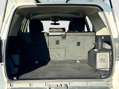 Used 2019 Toyota 4Runner TRD Off-Road image 12