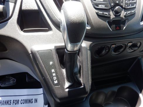 Used 2019 Ford Transit 150 130 Medium Roof RWD image 17