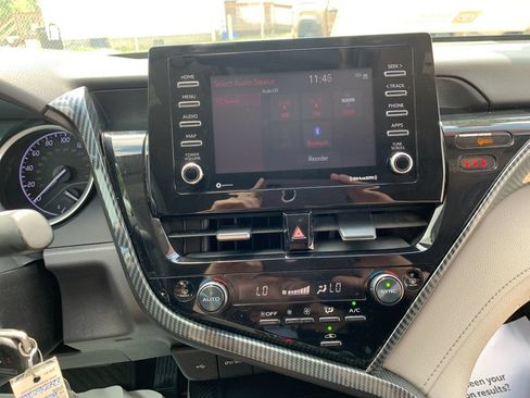 Used 2022 Toyota Camry LE FWD image 20