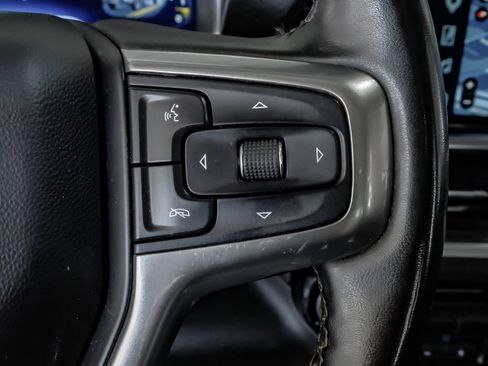 Used 2025 Chevrolet Silverado 3500 LTZ w/ LTZ Convenience Package AWD/4WD image 18