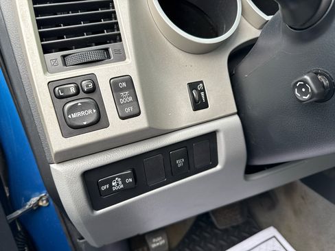 Used 2008 Toyota Tundra Limited image 10