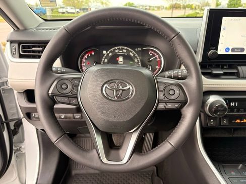 Used 2025 Toyota RAV4 XLE w/ Convenience Package AWD/4WD image 38