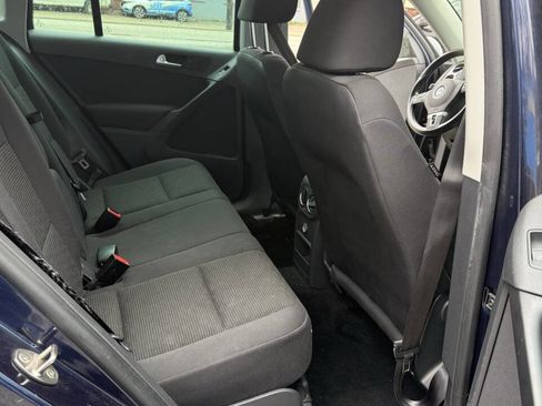 Used 2013 Volkswagen Tiguan S image 15