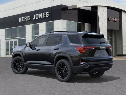 New 2026 GMC Terrain Elevation w/ Elevation Premium Package FWD image 3