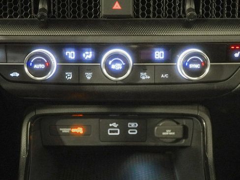 Used 2023 Honda CR-V EX image 29