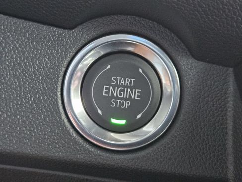New 2027 Chevrolet Traverse LT w/ Midnight/Sport Edition FWD image 21
